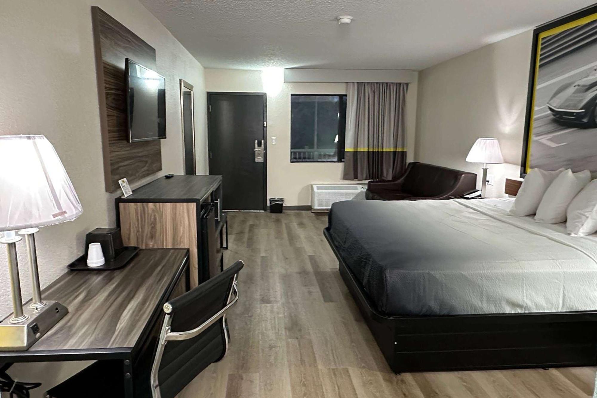Super 8 By Wyndham Kannapolis Extérieur photo